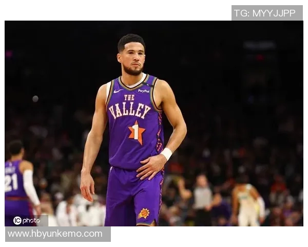 德文布克领衔太阳队重返季后赛的辉煌之路 德文布克领衔太阳队重返季后赛的辉煌之路