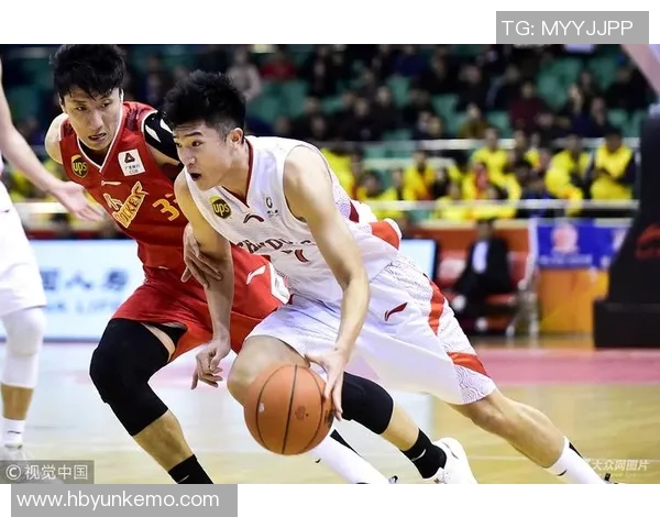 山东105分战胜八一90分展现强大实力与团队默契 山东105分战胜八一90分展现强大实力与团队默契