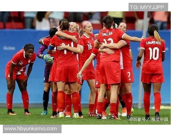 荷兰女足与加拿大女足激战正酣谁能在国际赛场上笑到最后 荷兰女足与加拿大女足激战正酣谁能在国际赛场上笑到最后