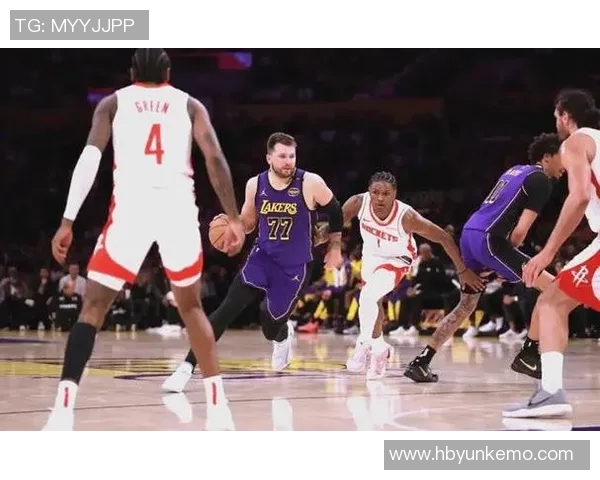 湖人对决热火精彩比赛录像回顾分析与精彩瞬间集锦 湖人对决热火精彩比赛录像回顾分析与精彩瞬间集锦