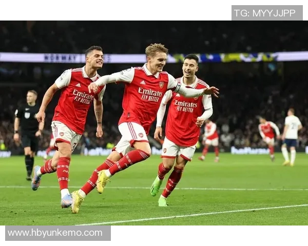 狼队与阿森纳精彩对决集锦回顾赛场瞬间尽显足球魅力