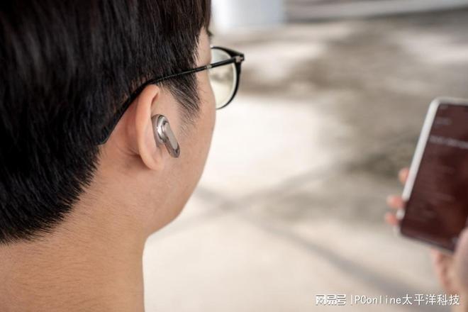 JBL TOUR PRO3 音乐商务舱三代评测：传奇之声的智能再升级(图22)