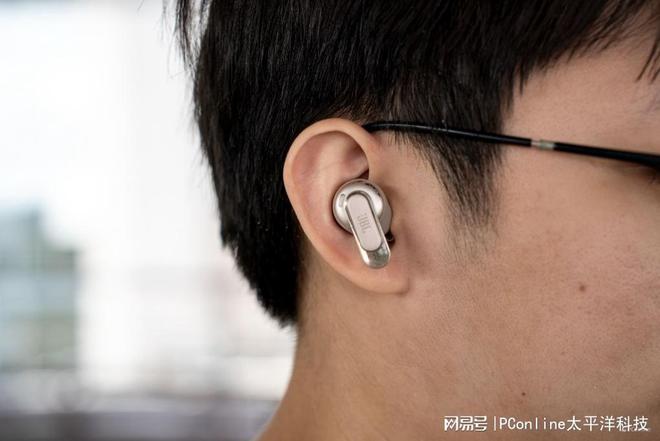 JBL TOUR PRO3 音乐商务舱三代评测：传奇之声的智能再升级(图26)