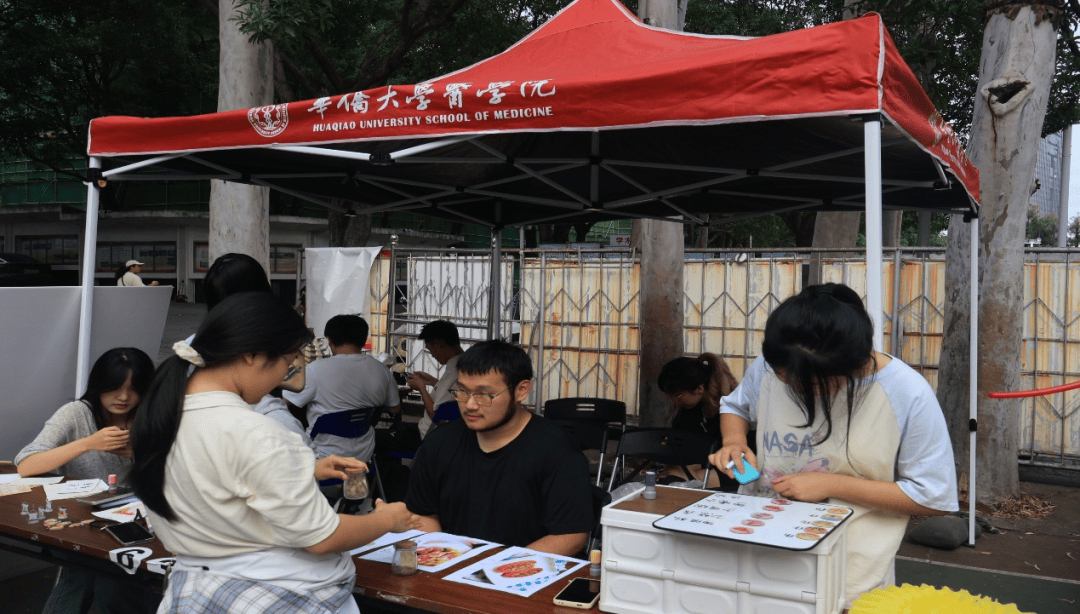 心之韵 华侨m6米乐平台大学第十四届“心之韵”嘉年华活动成果展圆满结束(图4)